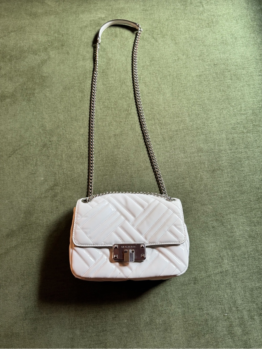Michael Kors - Peyton Medium Patent Shoulder Bag